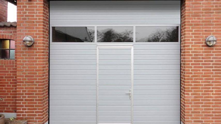 ворота с окнами в Хадыженске